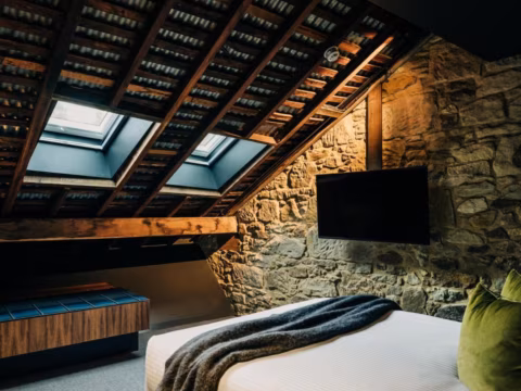 Loft room, Wharfstone Hotel