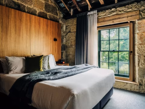 Grove room room, Wharfstone Hotel