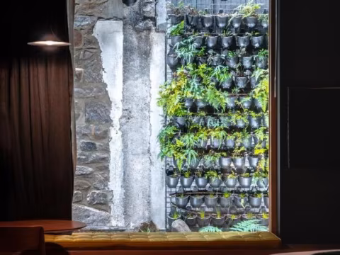 Pod room, Wharfstone Hotel