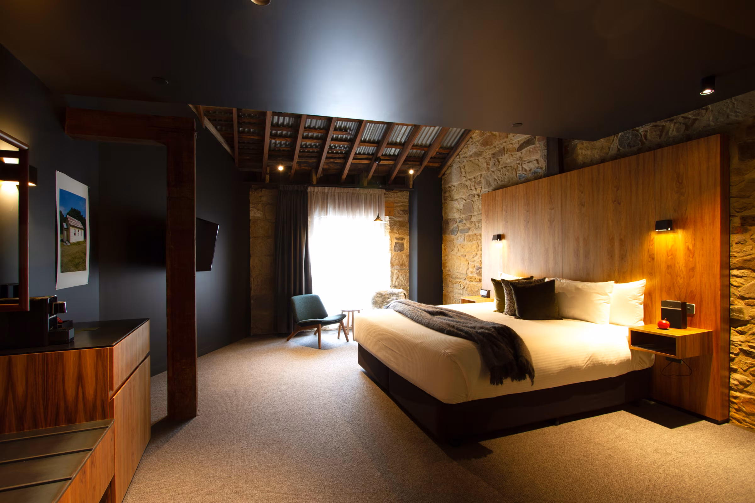 Grove Rooms at Wharfstone Hotel